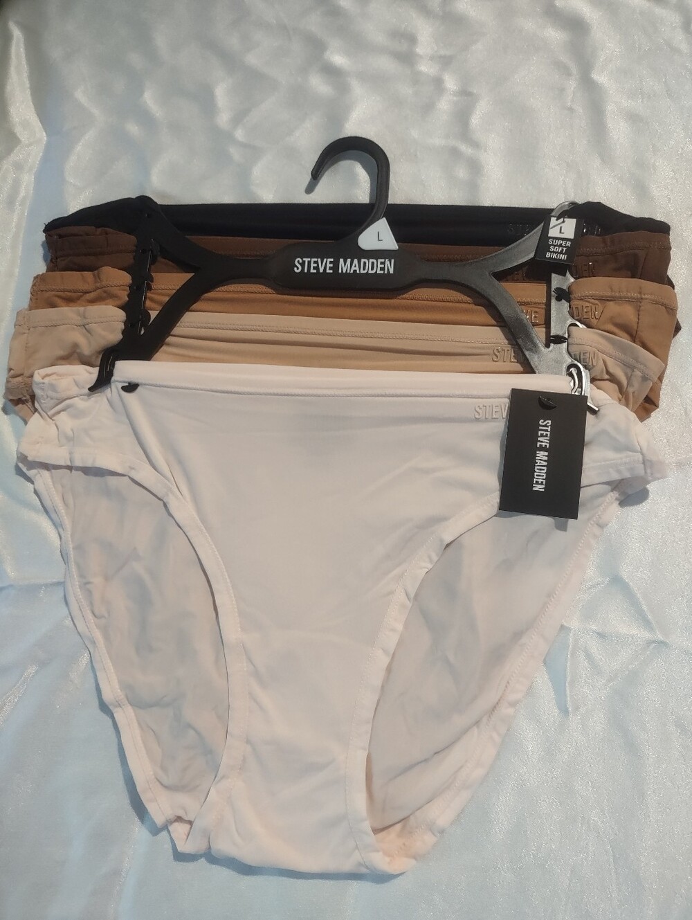 Steve Madden Nude & Neutral Super Soft Bikini Briefs Pack